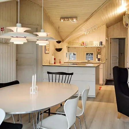 4 Star Holiday In Holiday home *